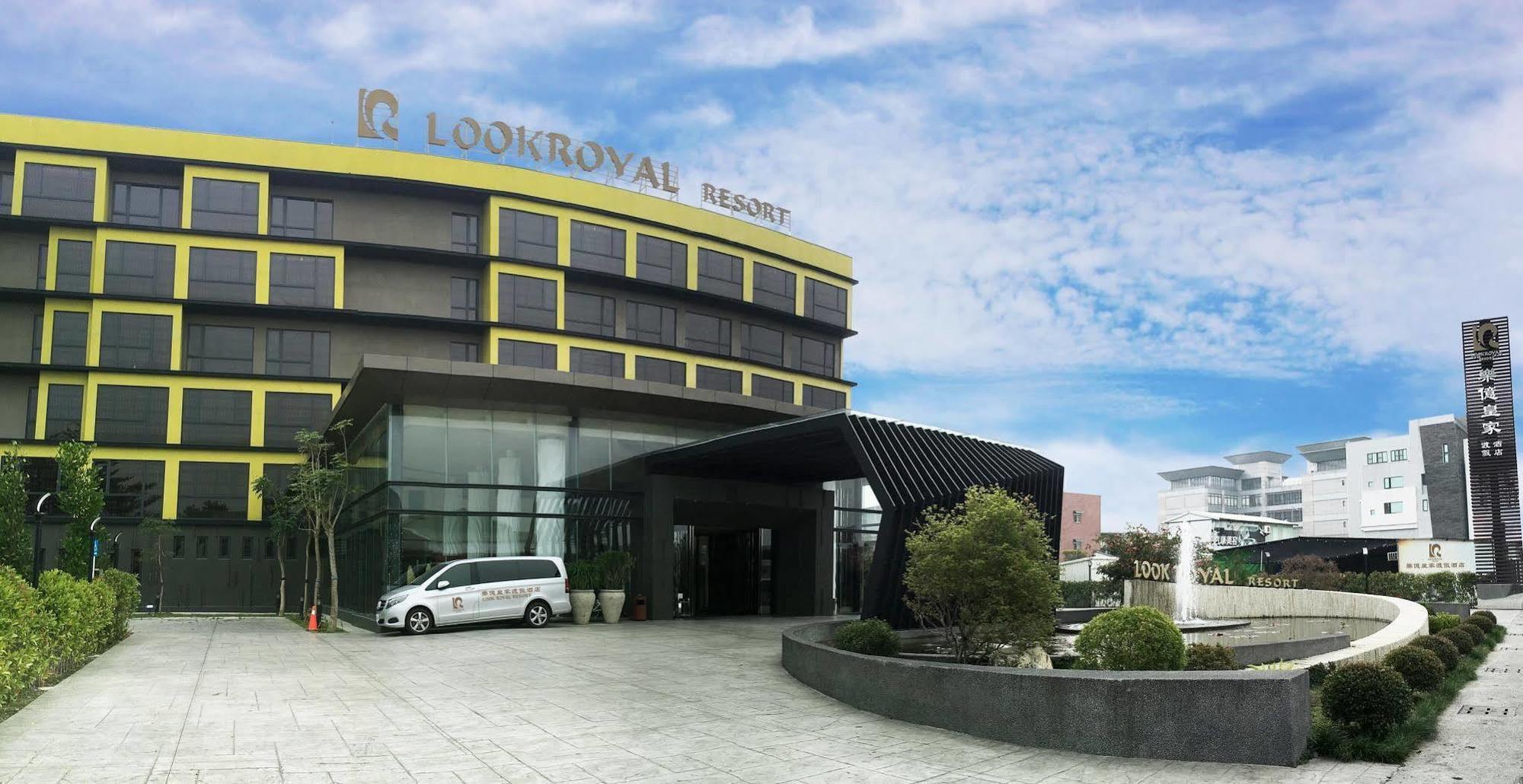 Look Royal Resort Kota Chiayi Bagian luar foto Look Royal Resort